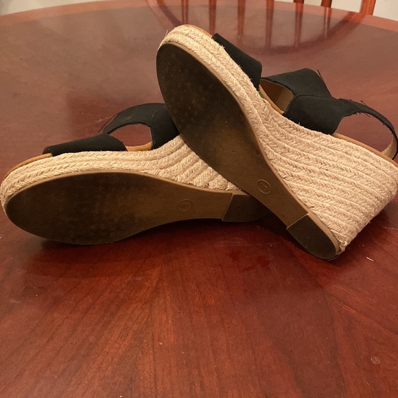 🦊 DV black wedge. Dress up any outfit. - Picture 5 of 6